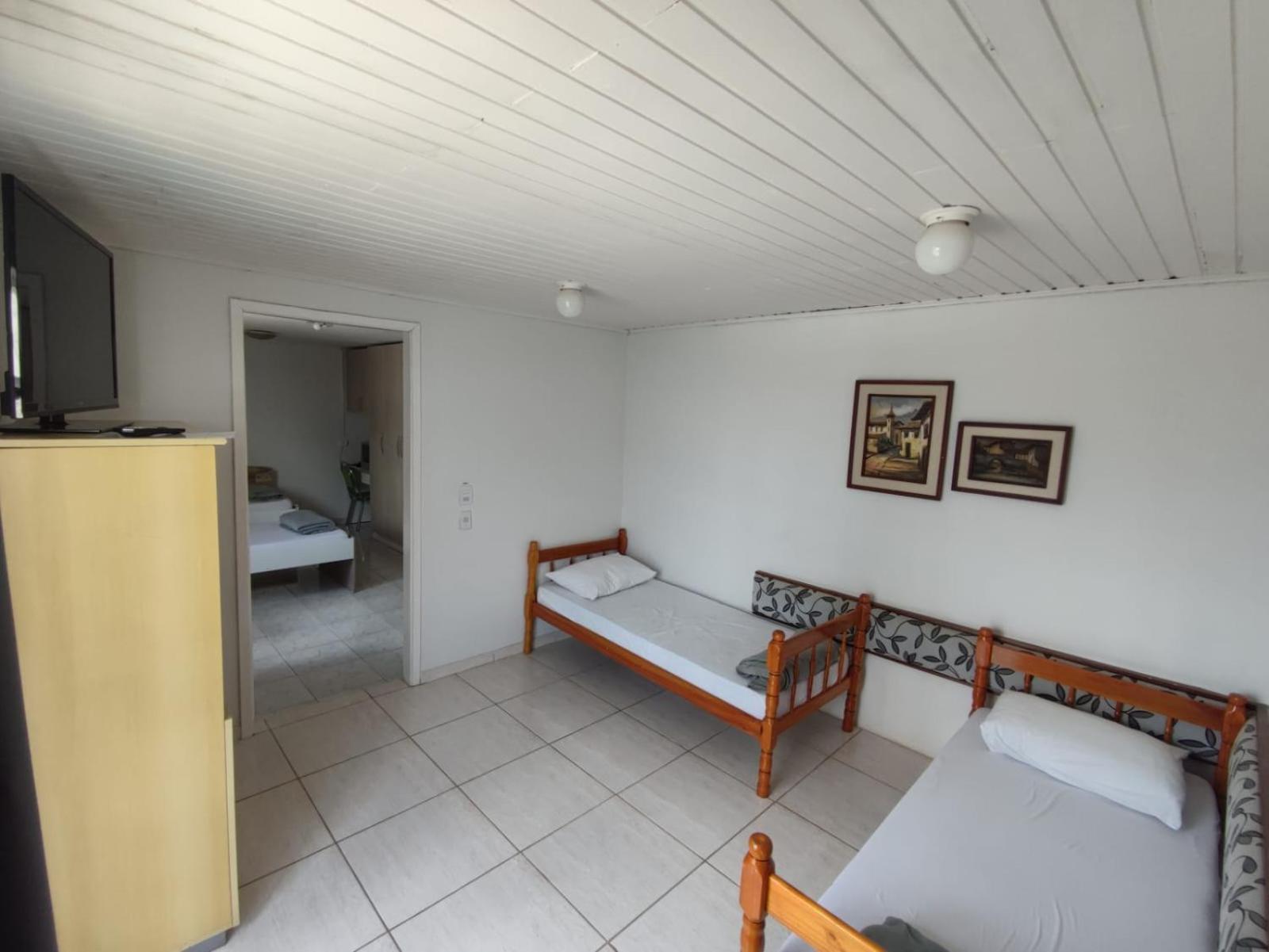 Hostel Inn Lago Guarapuava Esterno foto